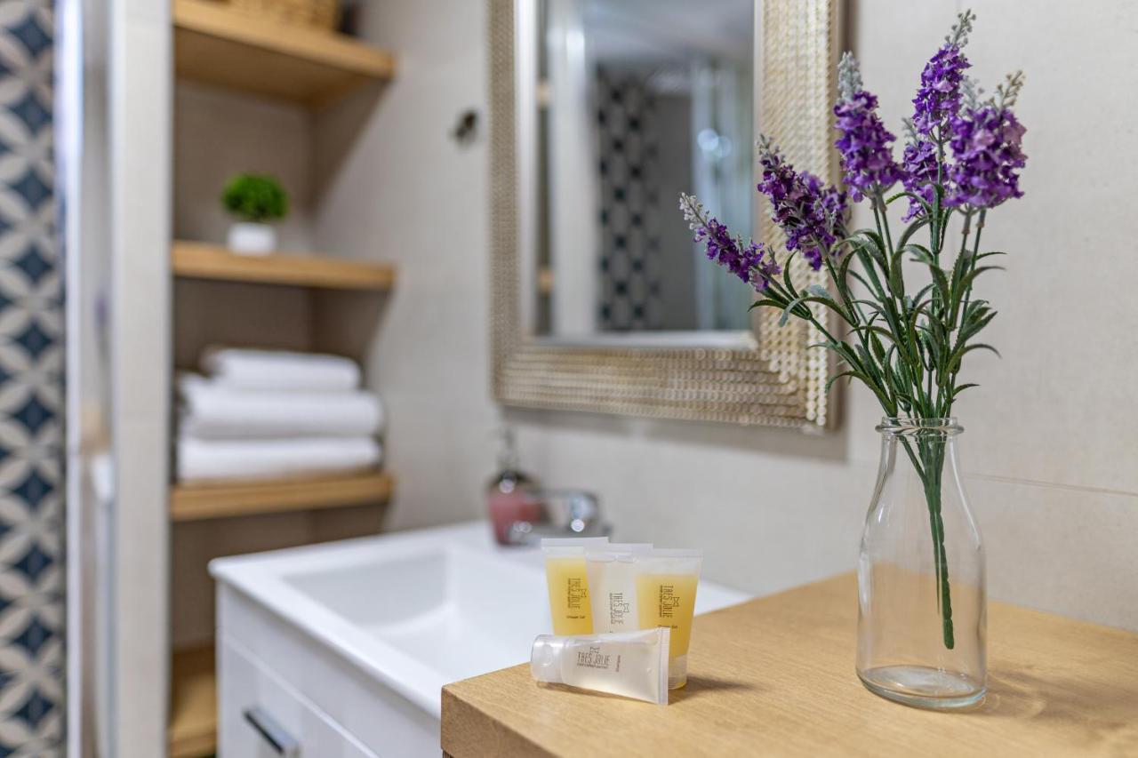 Tres Jolie - Stylish Cityheart Apartment Ретимно Экстерьер фото