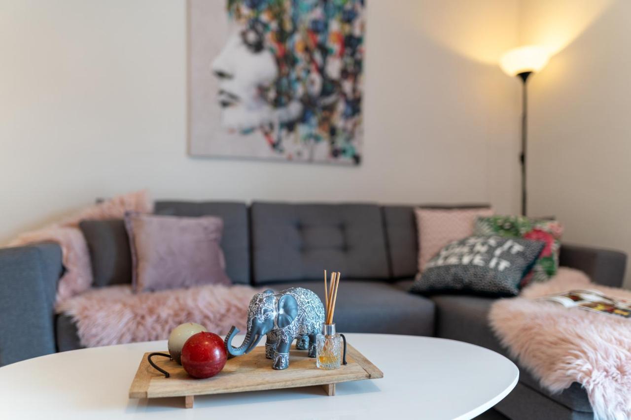 Tres Jolie - Stylish Cityheart Apartment Ретимно Экстерьер фото